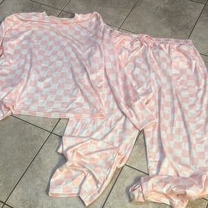Cozy Pink Checkered Women's Pajama Set